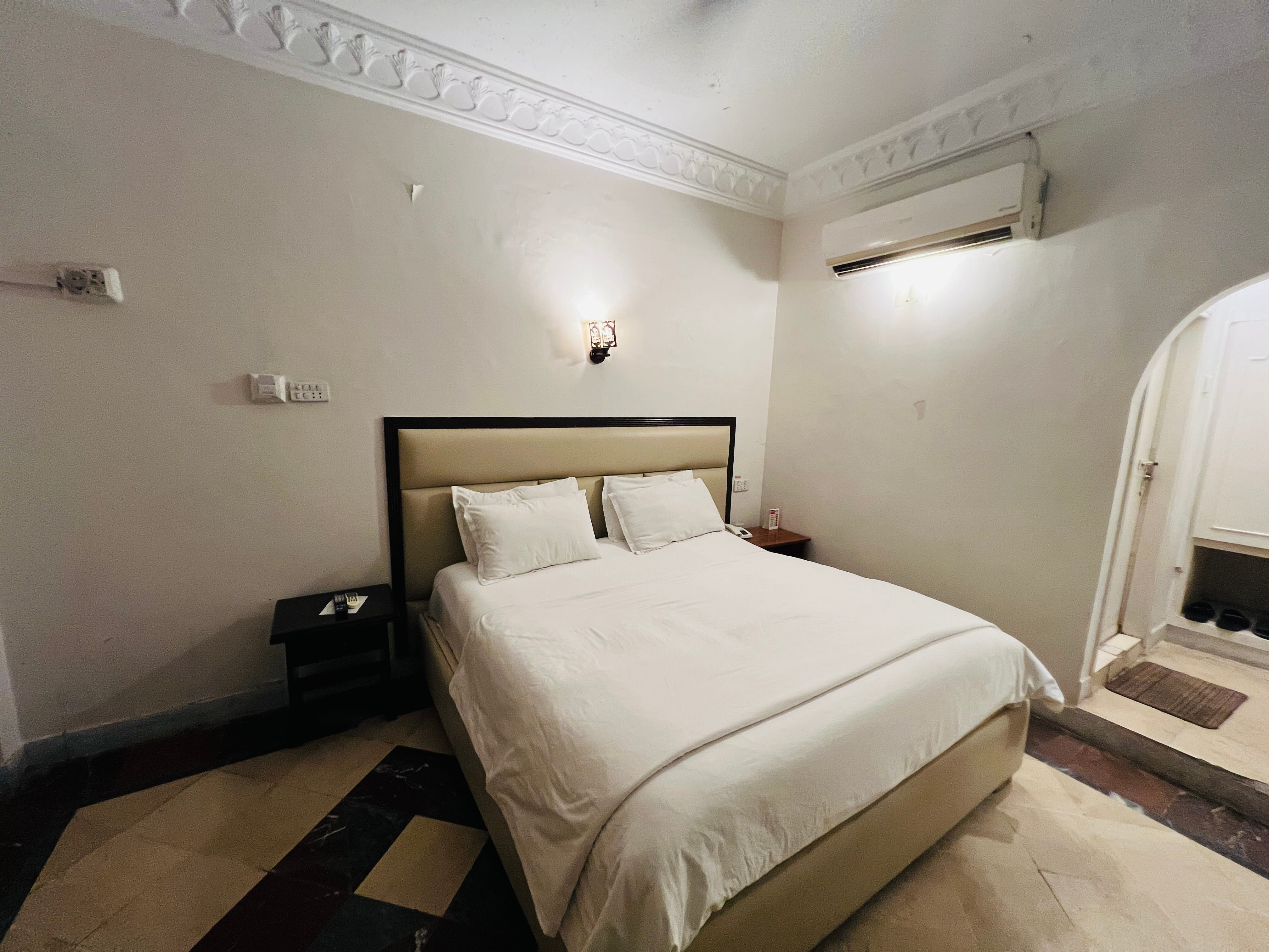 Master Bed Room